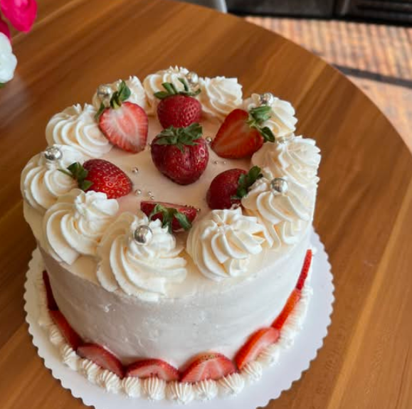 Strawberry Fresh Cream Cake